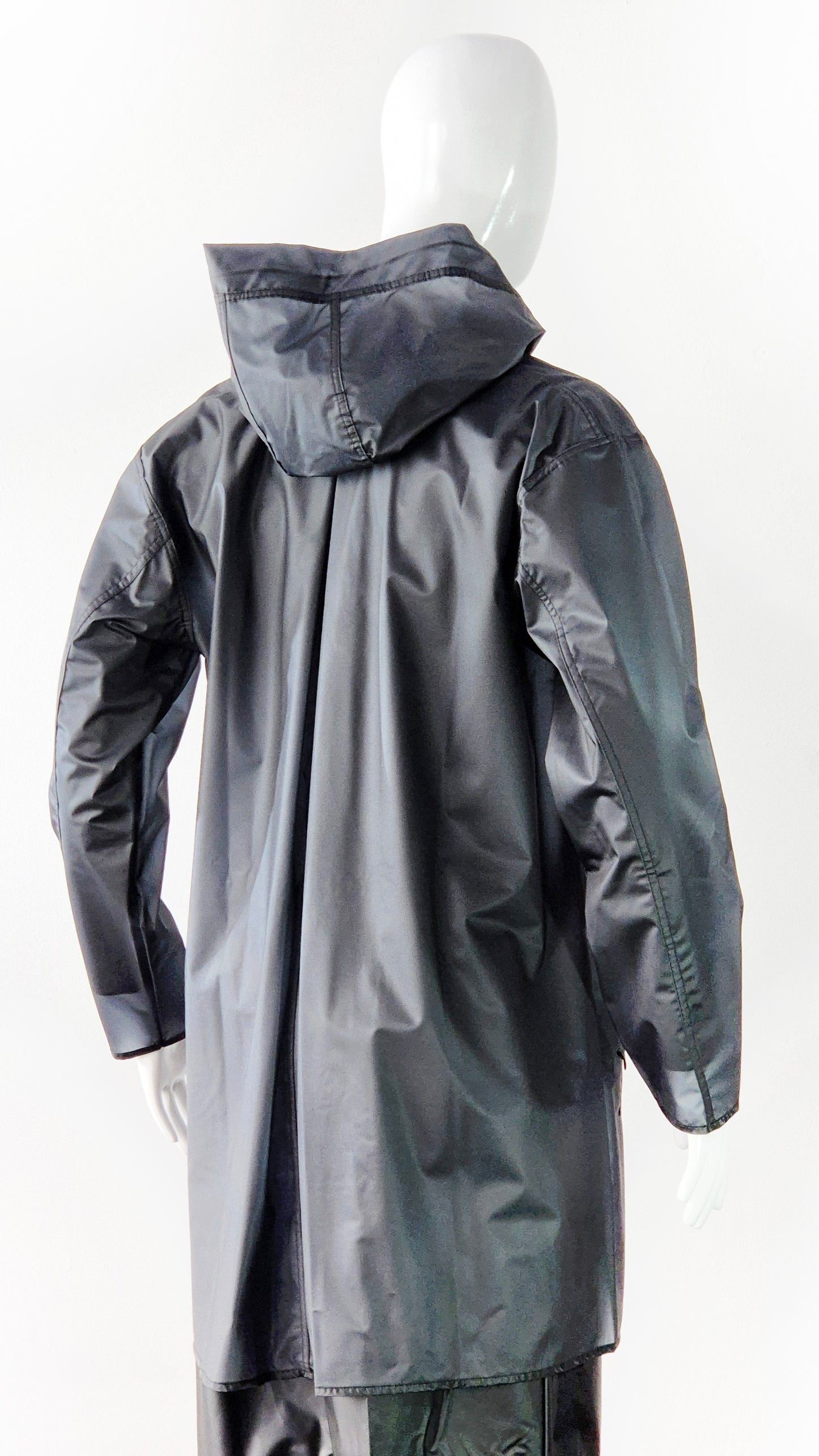 Gabán corto impermeable tornado