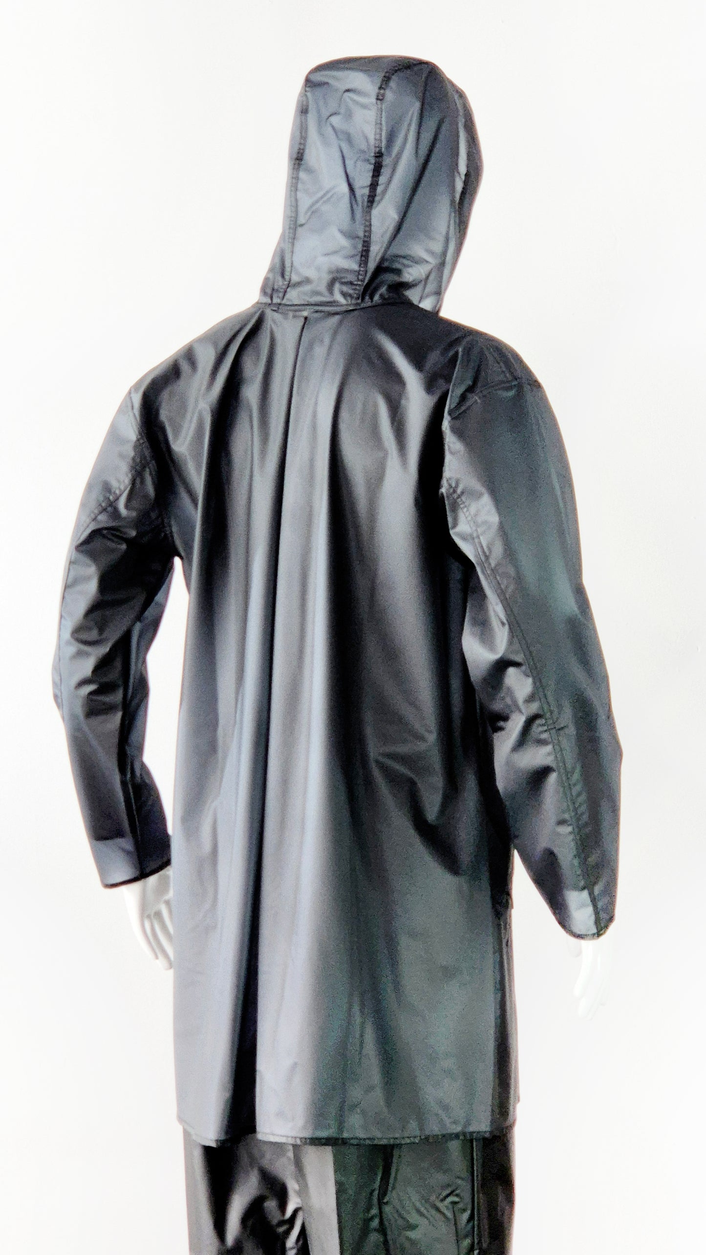 Gabán corto impermeable tornado